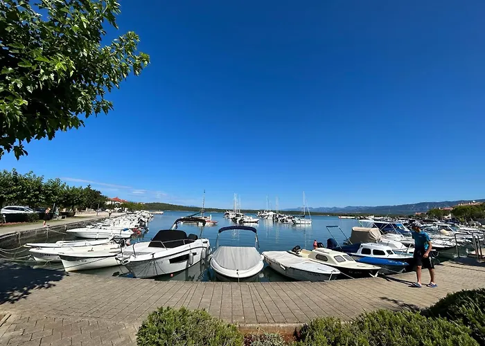 Apartments Mestrovic, Klimno, Soline Bay, Island Krk