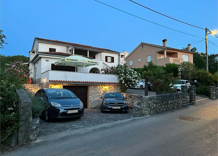 Apartments Mestrovic, Klimno, Soline Bay, Island Krk