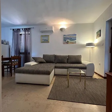 Apartments Mestrovic, Klimno, Soline Bay, Island Krk Exterior photo