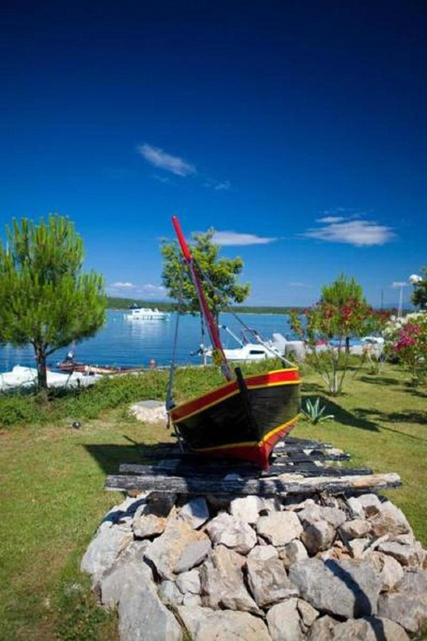 Apartment Mestrovic, Klimno, Soline Bay, Island Krk *